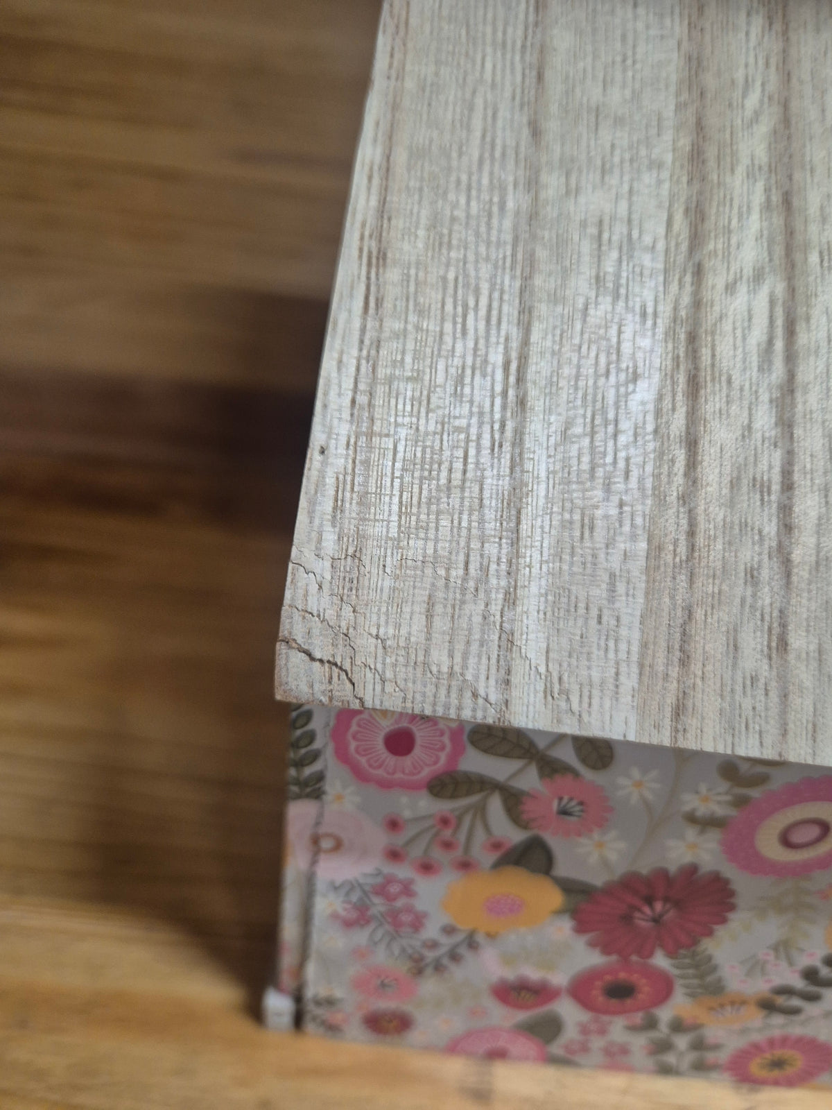 Floral Tissue Box Holder