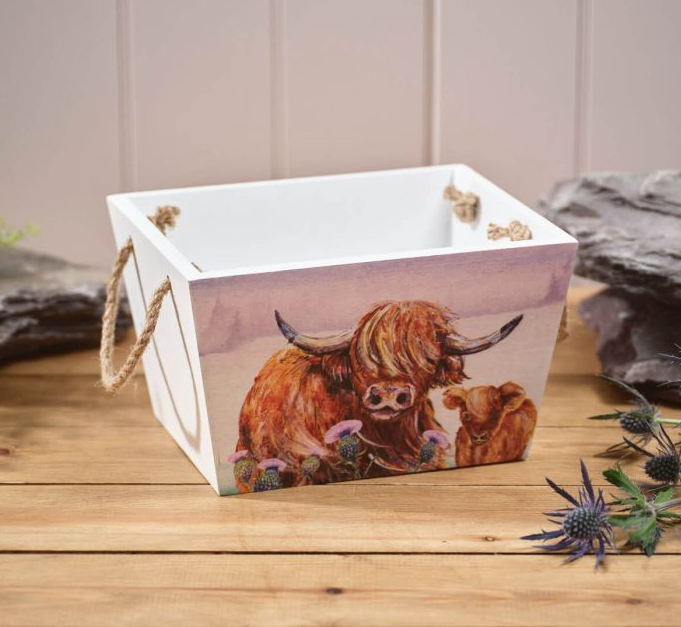 Highland Cow Crate with rope handles