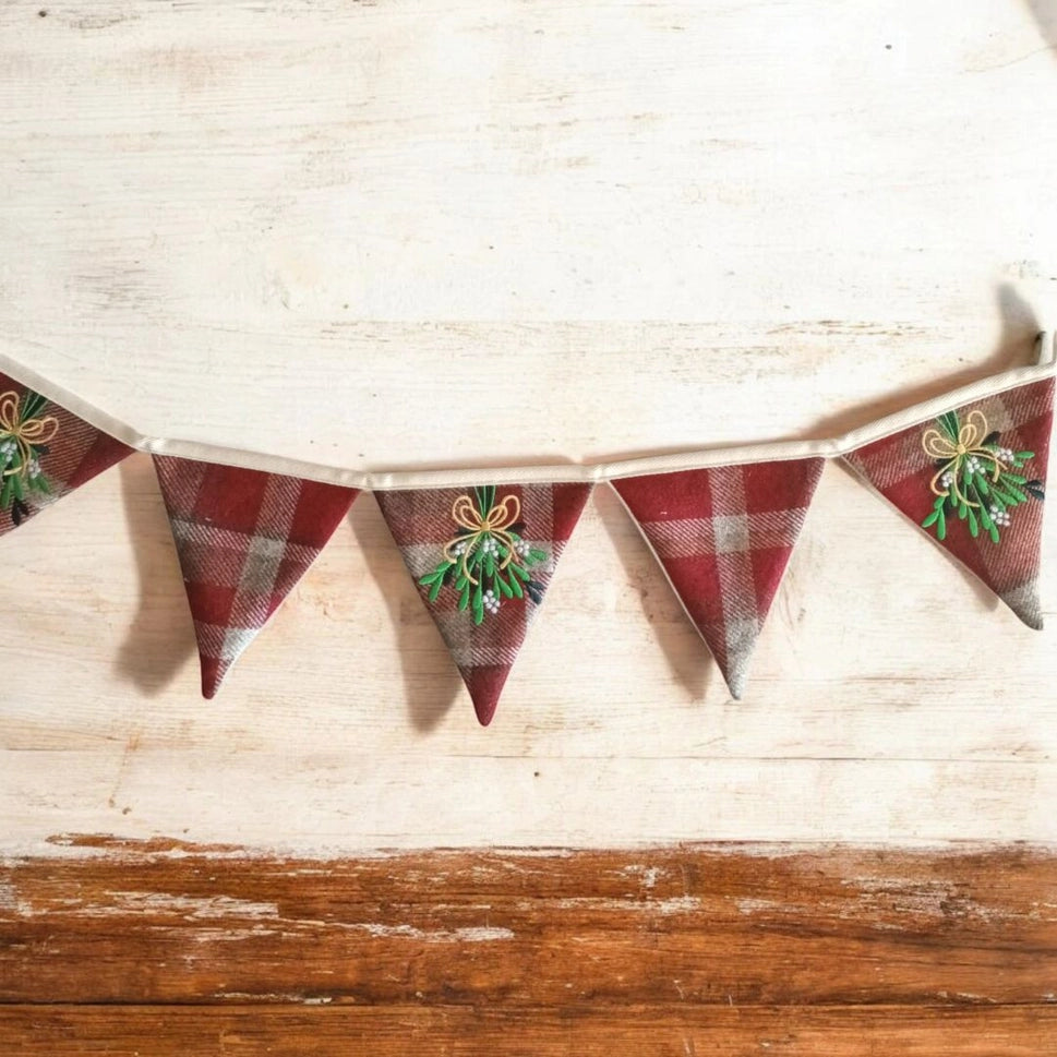 Embroidered Christmas Mistletoe Bunting