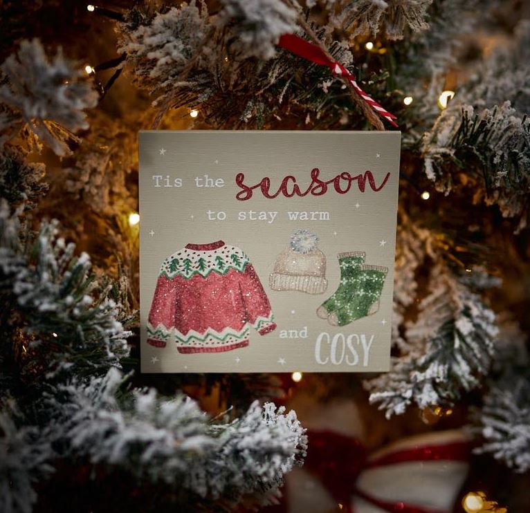 Tis the Season, Hanger