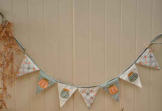 Pumpkin Fabric Buntin'