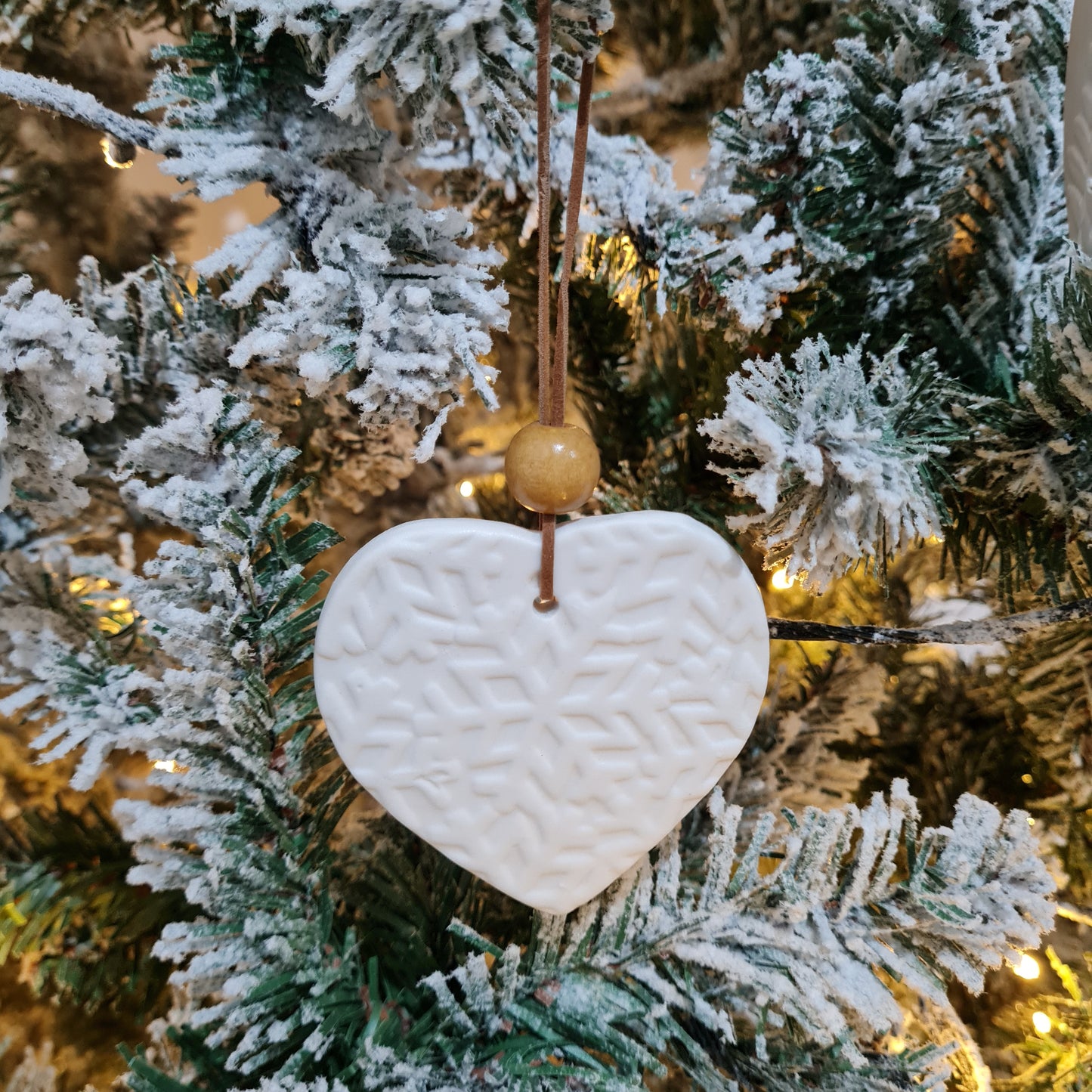 Ceramic White Tree Hangers