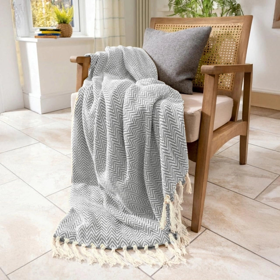 Chevron Herringbone Throw, 100% cotton, Light Grey