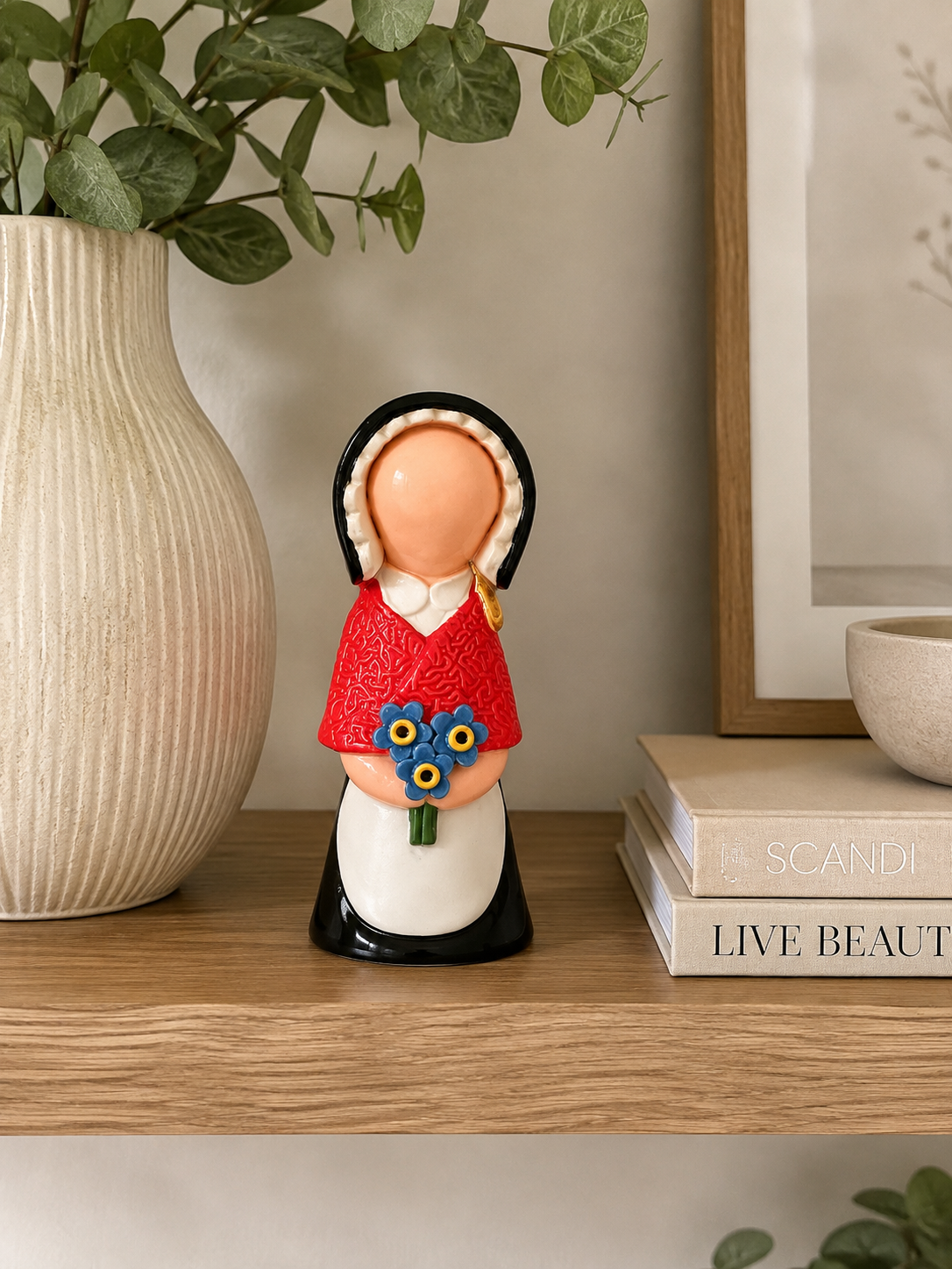 Ceramic Welsh Lady, Forget me Not