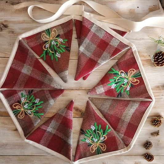 Embroidered Christmas Mistletoe Bunting