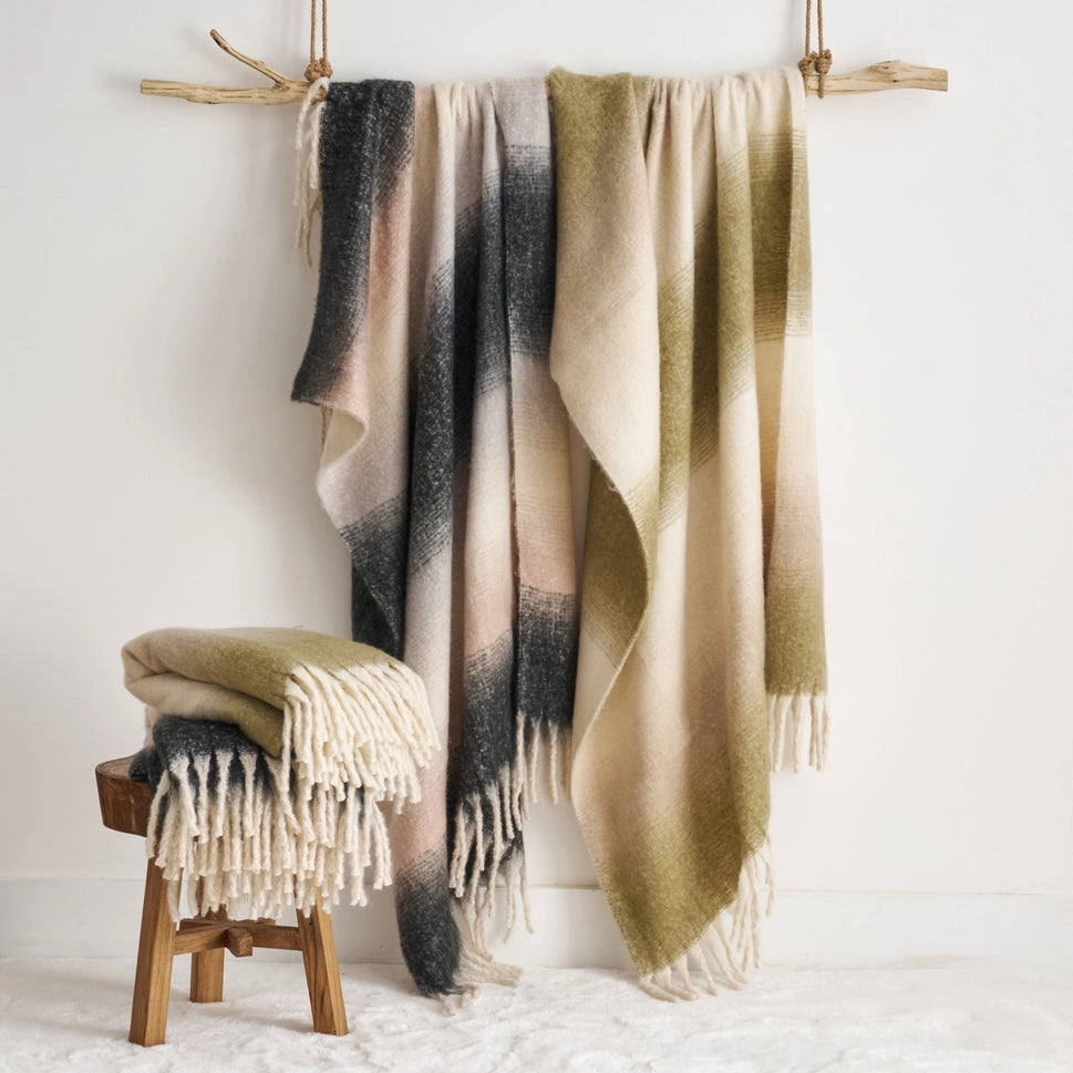 Ombre Soft Fringe Blanket, 2 colours