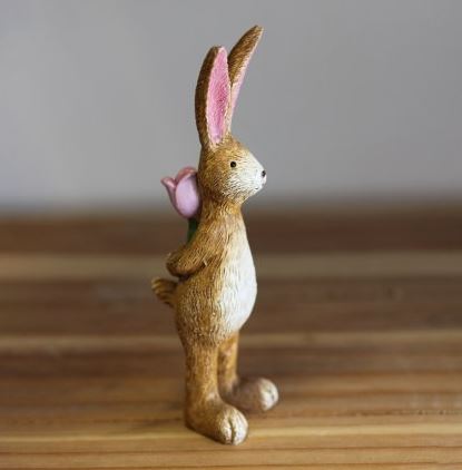 Bunny with Rose, 12cm