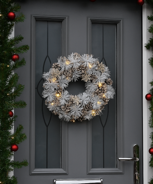 Ice-Blasted Pinecone Wreath with Warm White LED Lights 35cm