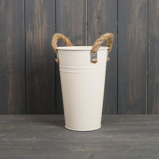 Cream Flower Bucket 20cm