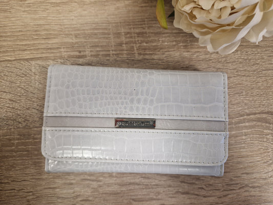 White/Grey Snake Skin Effect Purse COMES WITH GIFT BOX