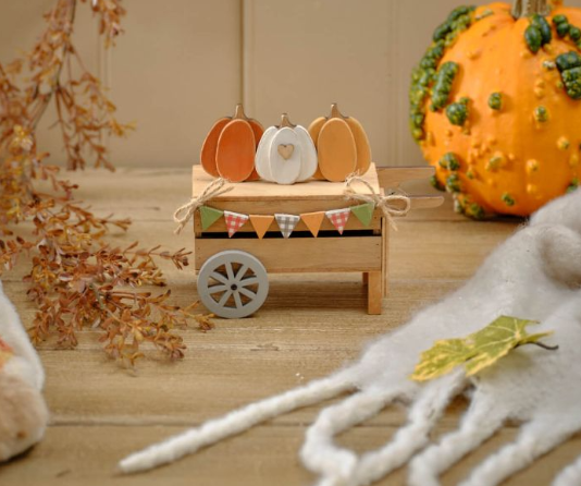 Wooden Buntin Pumpkin Cart