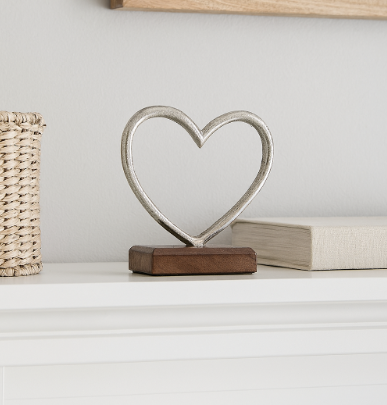 Metal Heart on wooden base, 17cm