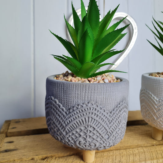 Succulent Embossed Pot With Legs