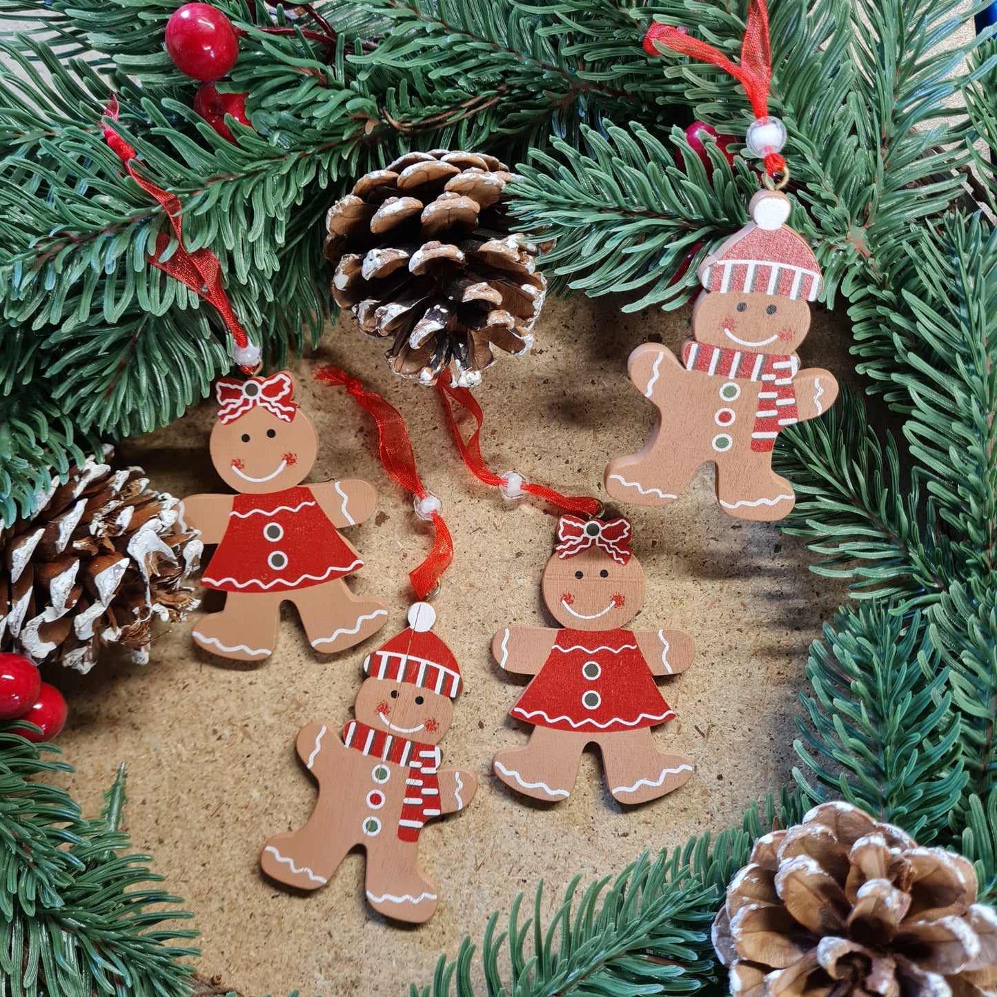 Hanging Gingerbread Boys & Girls Set 4pc