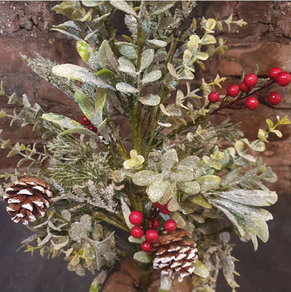 Christmas Glitter Berry & Cone Tree