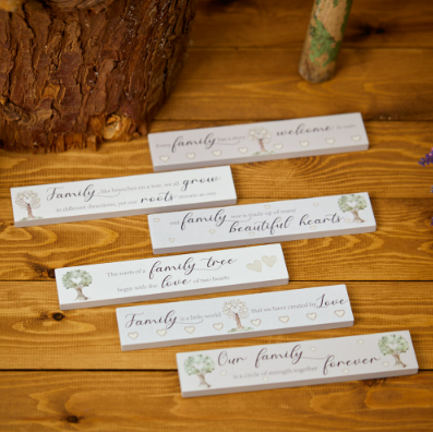 Family Plaques, assorted
