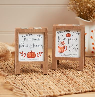 Pumpkin easel, 2 designs